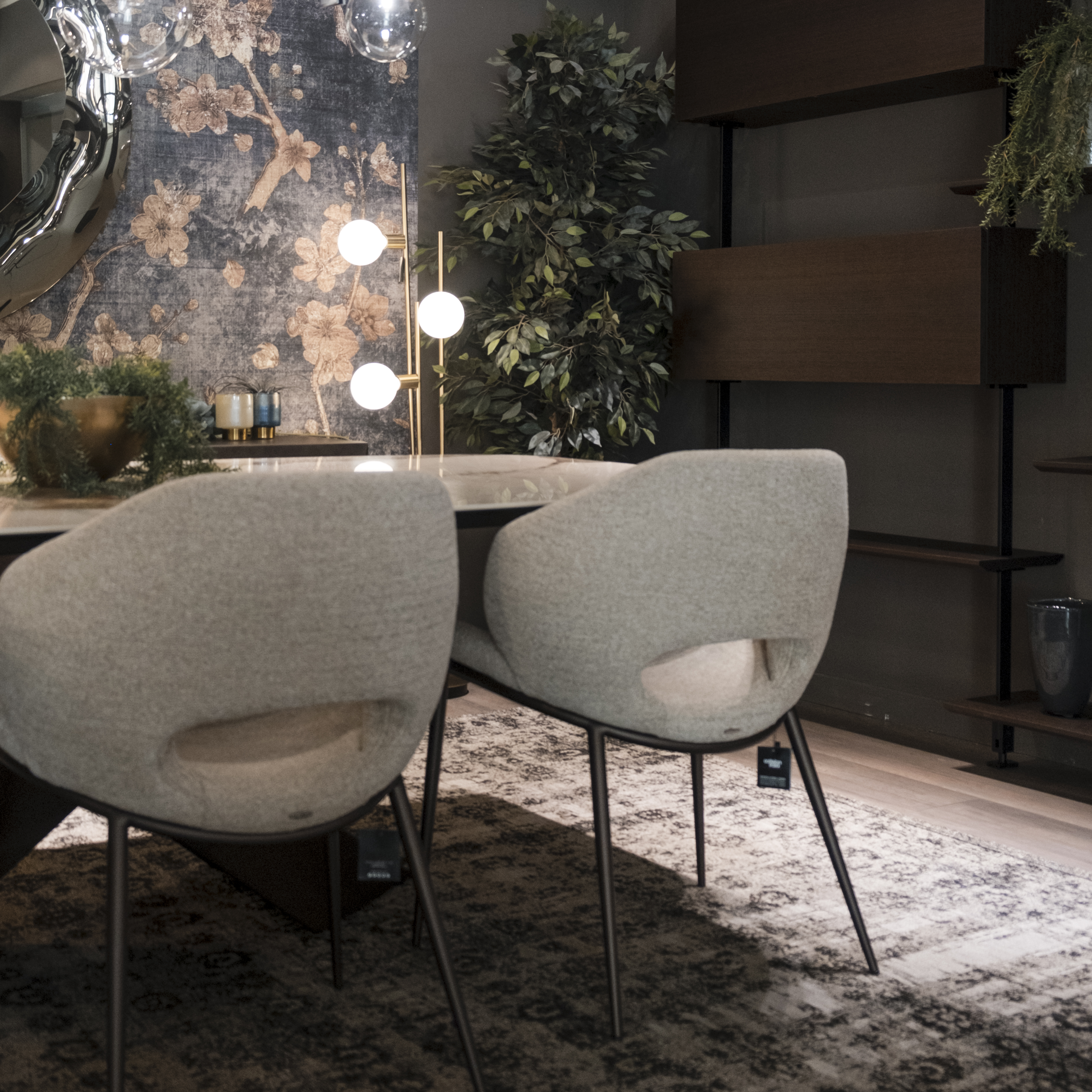 Showroom Cattelan 3